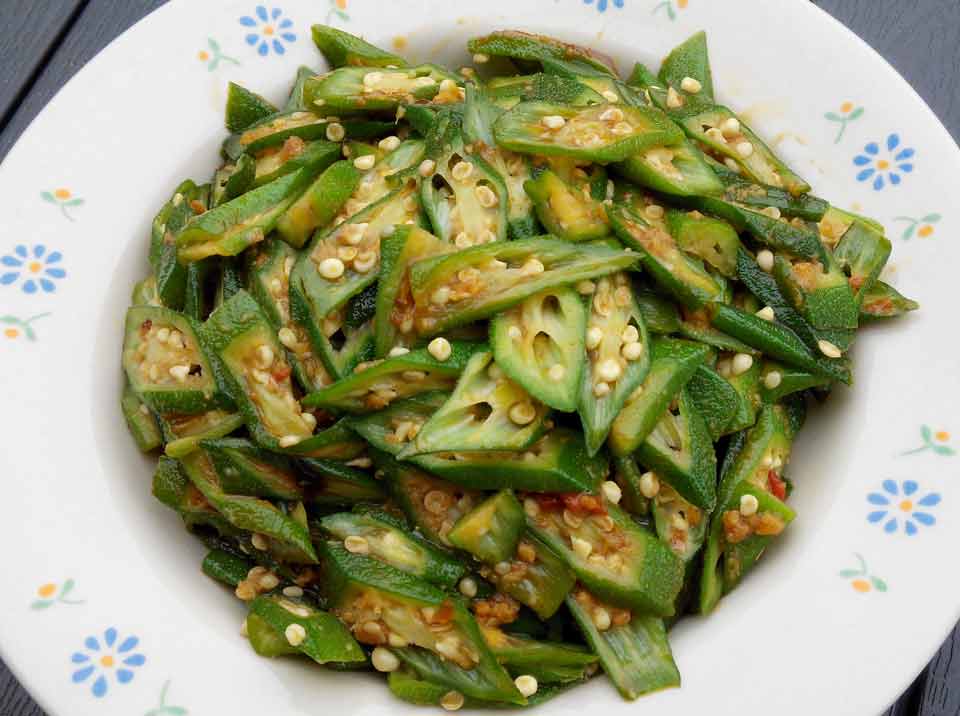 LadyFinger with Sambal Chilli Recipe | FoodClappers