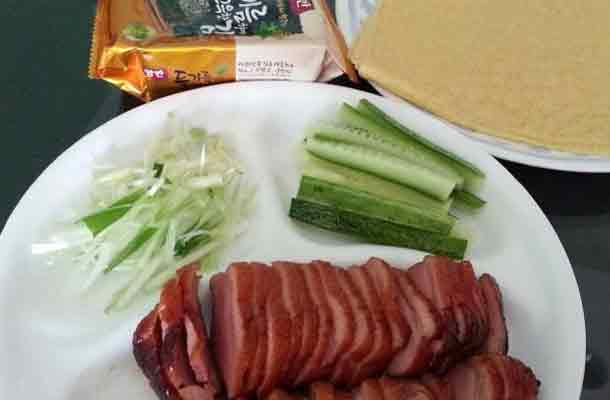 Savory-Duck-Meat-Roll-Slide